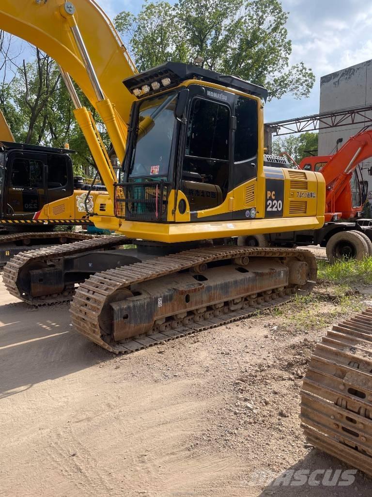 Komatsu pc220-8 Bagri goseničarji