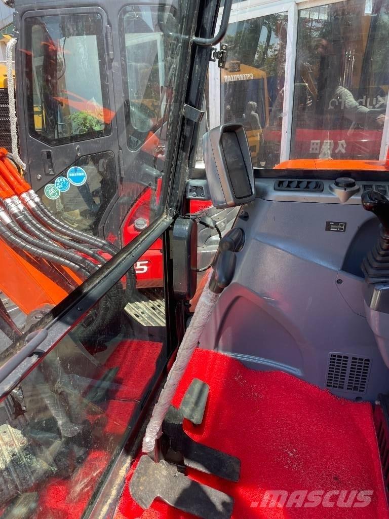 Doosan DX 60 Mini bagri <7t