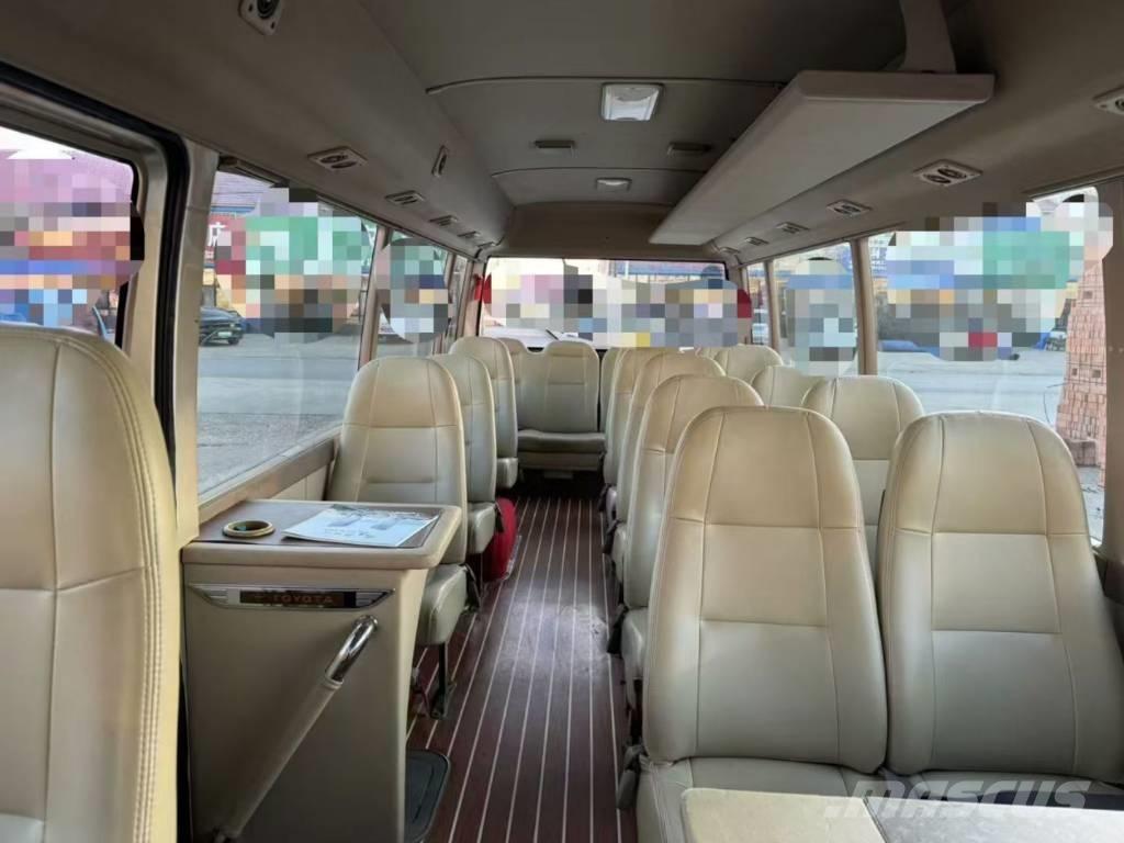 Toyota Coaster Medkrajevni avtobusi