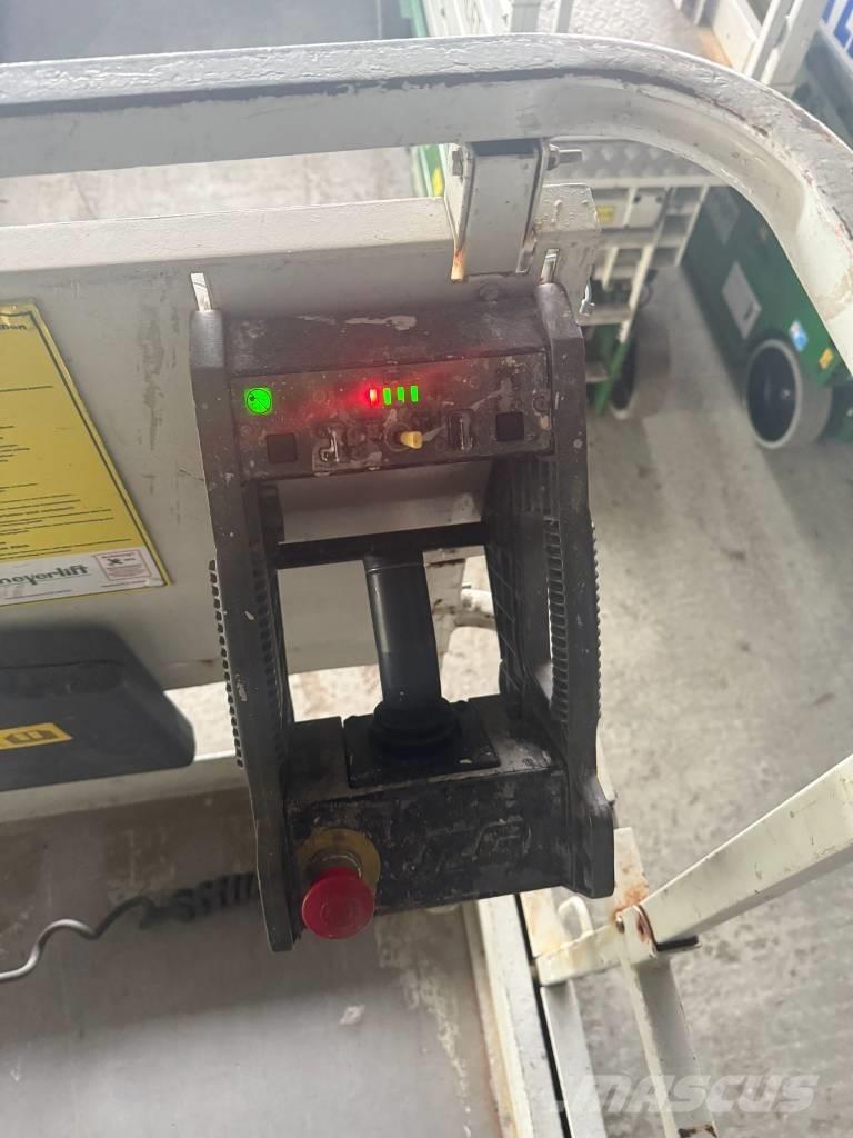 JLG 2646 ES Škarjaste dvižne ploščadi