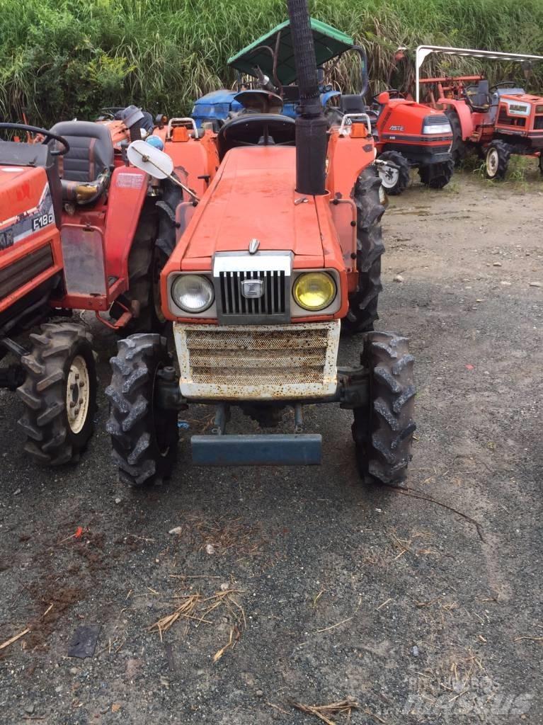 Kubota L2202DT Traktorji