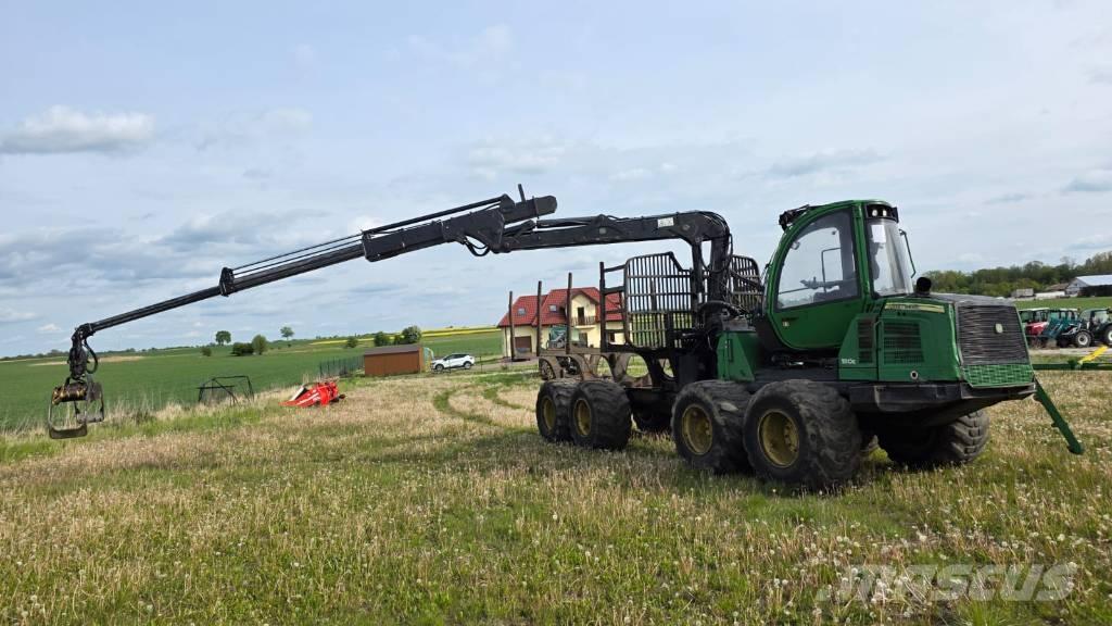 John Deere 1110 E Forwarderji