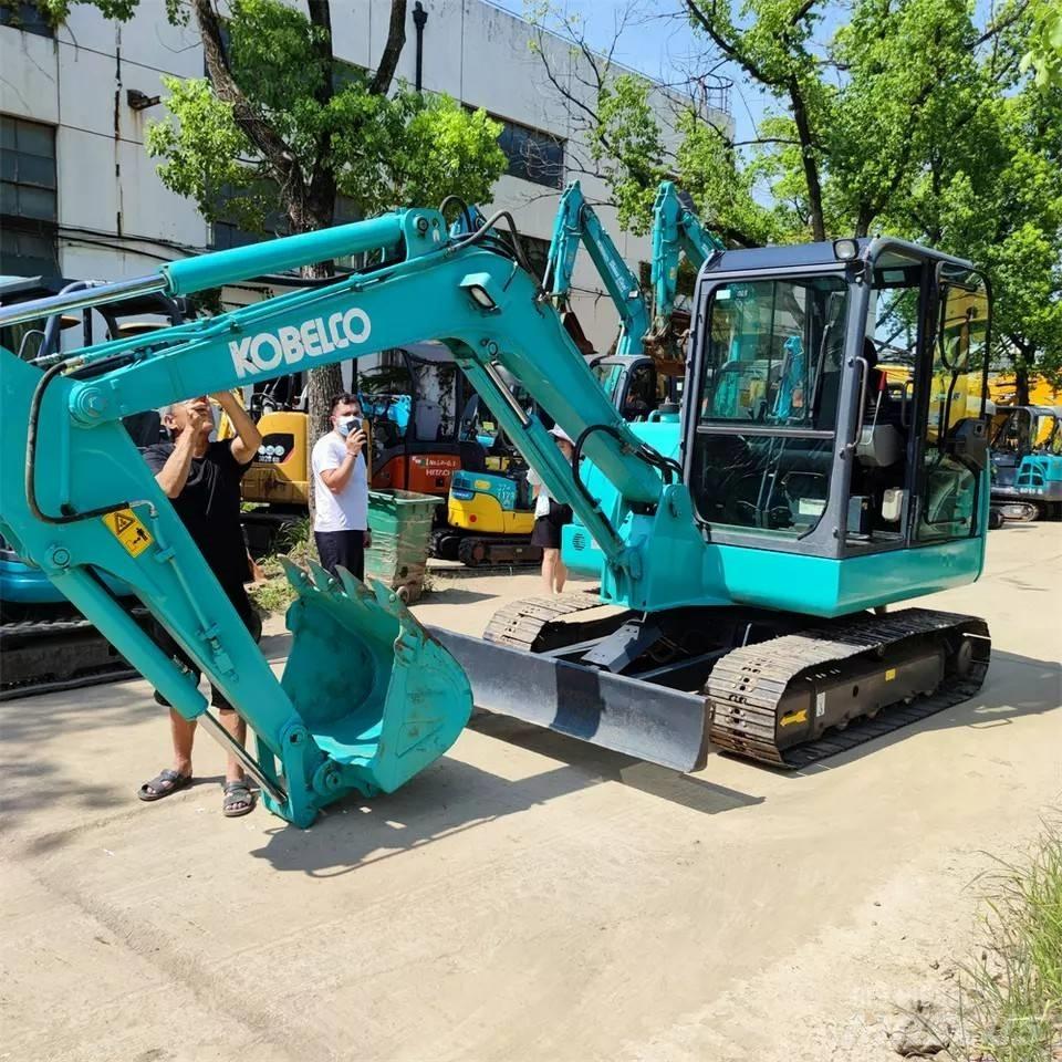 Kobelco SK 60 Bagri goseničarji