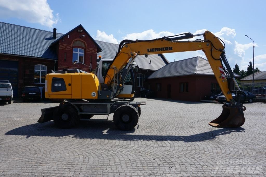 Liebherr A 918 Bagri na kolesih