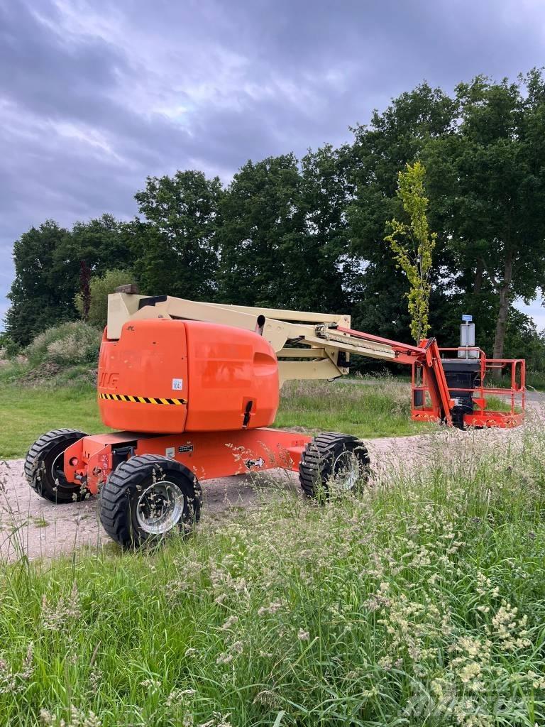 JLG 510 AJ Zglobne dvižne ploščadi
