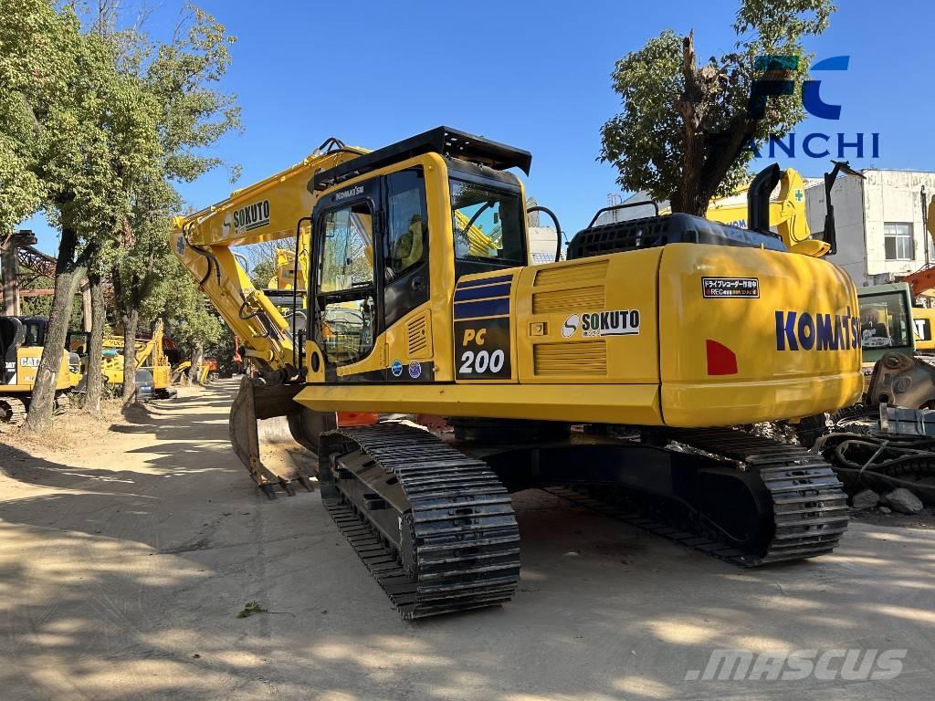 Komatsu PC 200 Bagri goseničarji