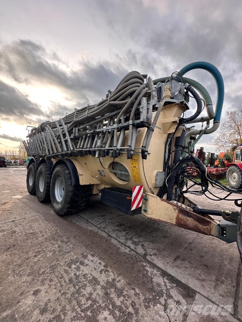 Samson PG 25 Trosilniki gnoja