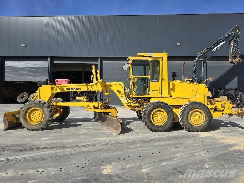 Komatsu GD 521 A-1 Grederji