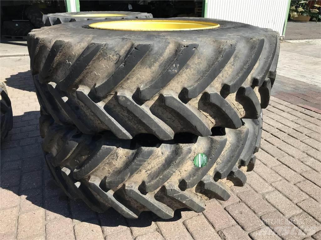 BKT 650/85R42 Gume, kolesa in platišča