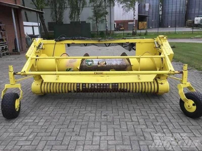 John Deere 630 B Dodatna oprema za kombajne