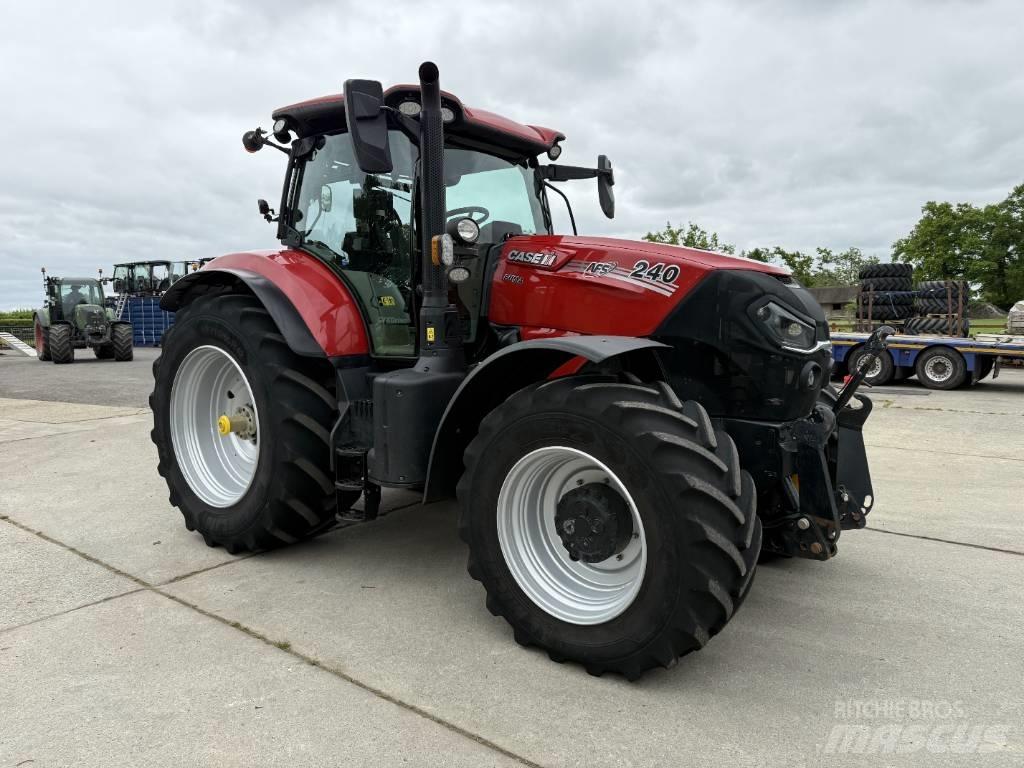 Case IH Puma 240 CVX Traktorji