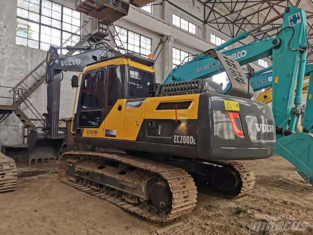 Volvo EC200D Bagri goseničarji