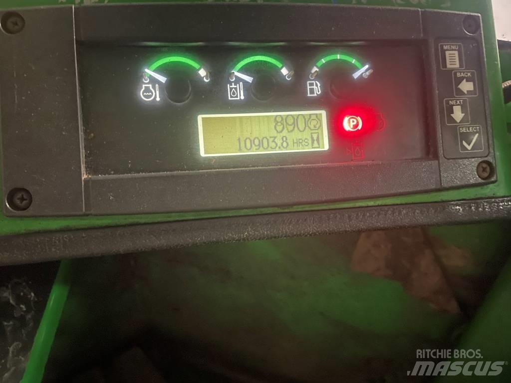 John Deere 643 K Stroji za sečnjo dreves