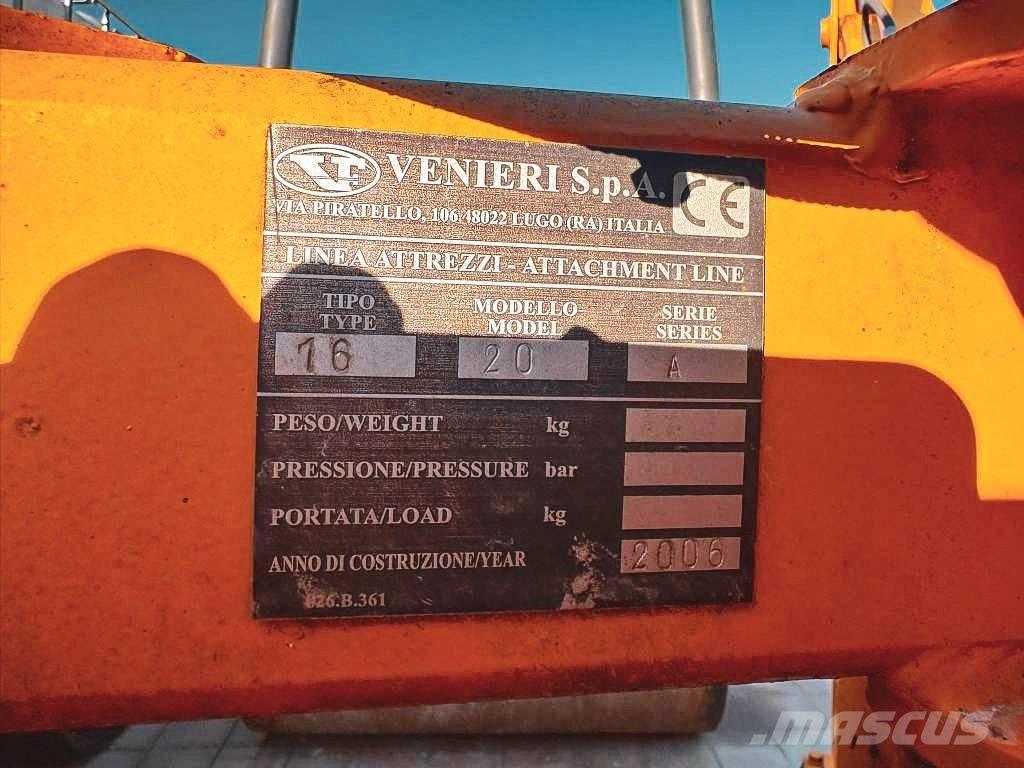 Venieri VL 10.23C Rovokopači