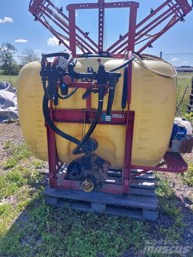 Hardi NK 800/12m Montirane škropilnice