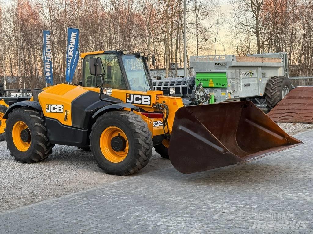 JCB 526-56 Agri Teleskopski kolesni nakladalci