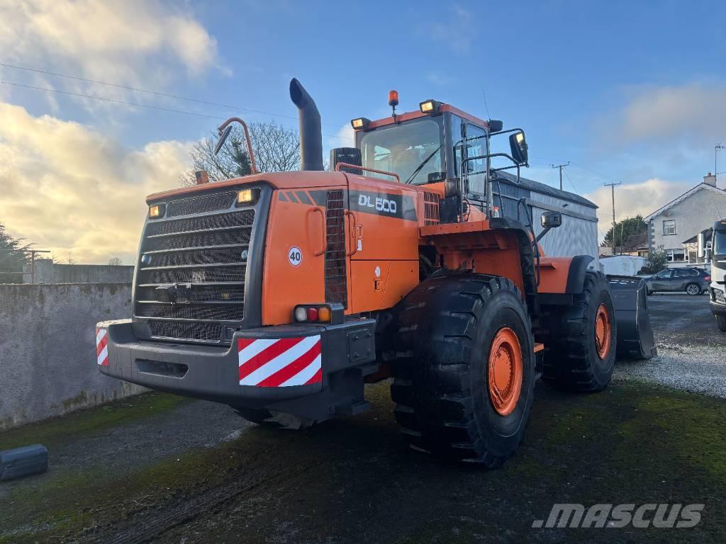 Doosan DL 500 Kolesni nakladalci