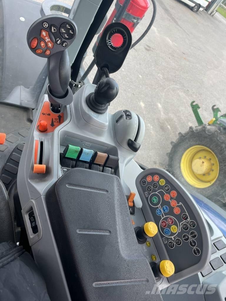 New Holland T 7.315 Traktorji