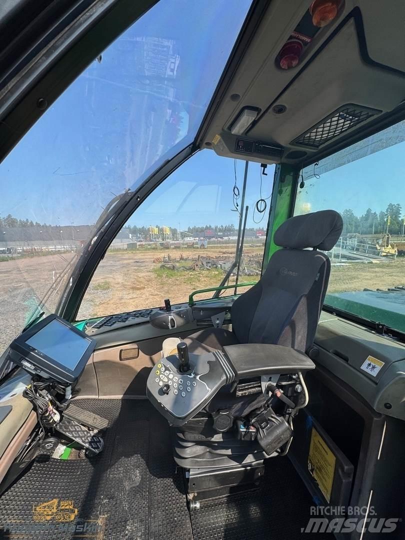 John Deere 1470D Harvesterji