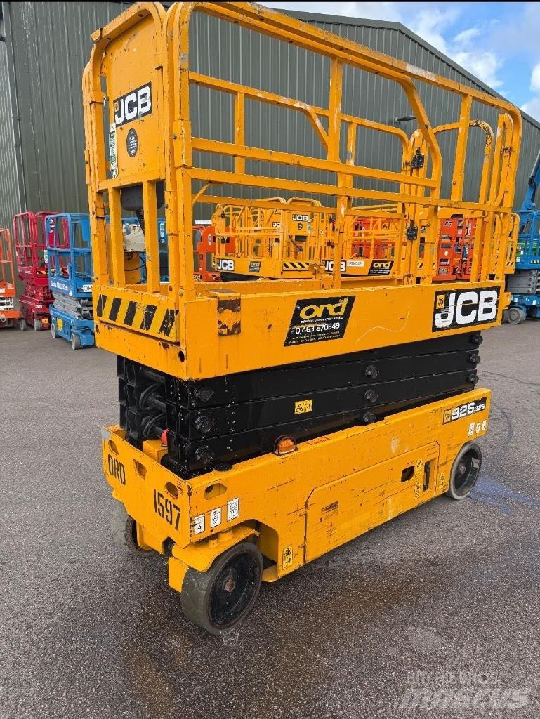 JCB S 2632 E Škarjaste dvižne ploščadi