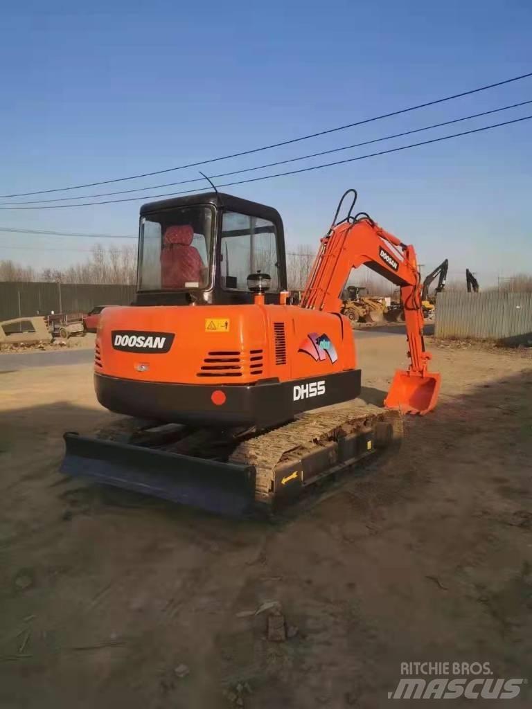 Doosan DH55 Bagri goseničarji