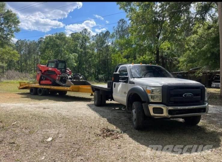 Ford F 550 Tovornjaki s kesonom/platojem