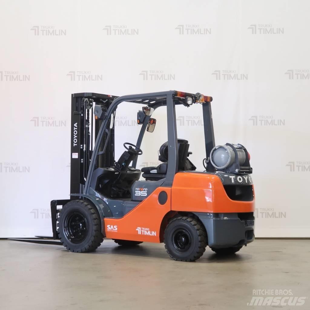 Toyota 02-8FGJF35 Plinski viličarji