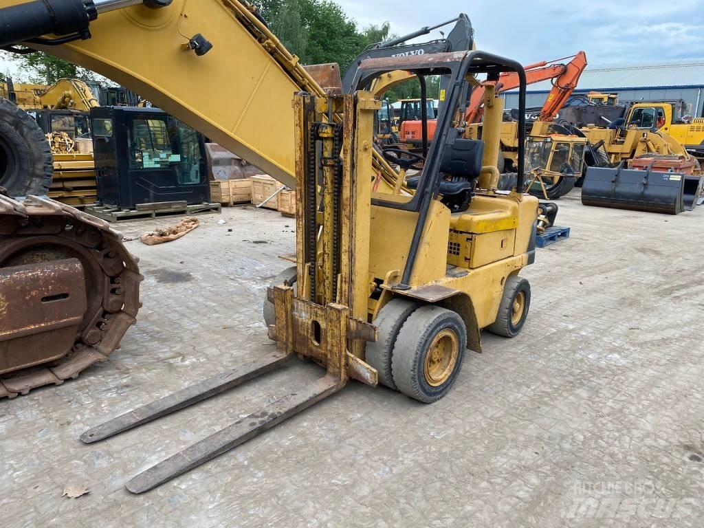 CAT V 50 B Dizelski viličarji