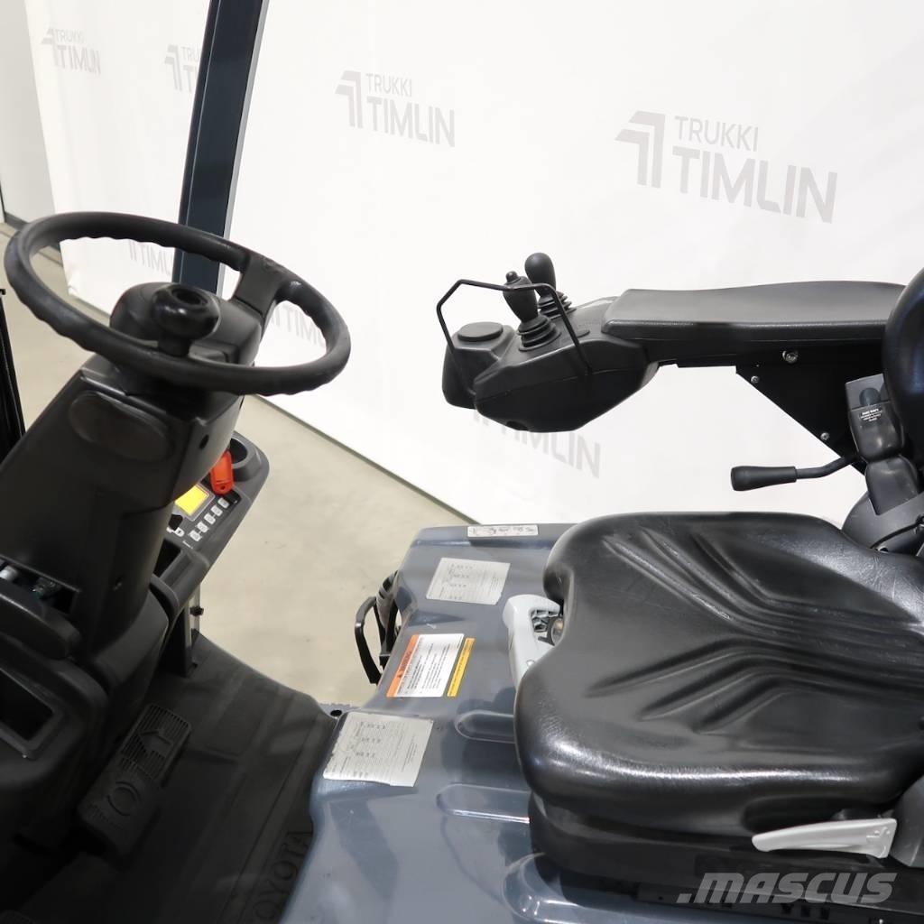 Toyota 8FBM20T Električni viličarji