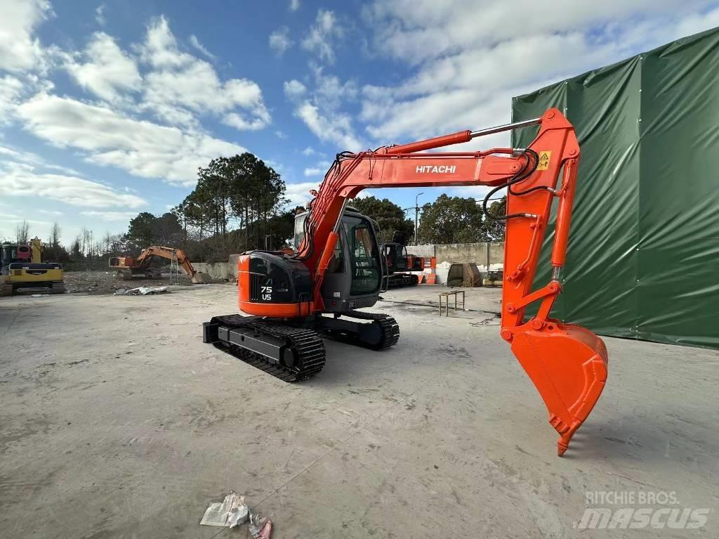 Hitachi ZX75US Mini bagri <7t