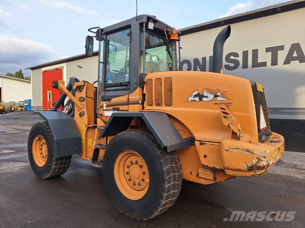 CASE 521D XT Kolesni nakladalci