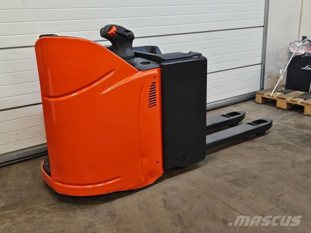 Linde T20SP Električni nizko dvižni viličar