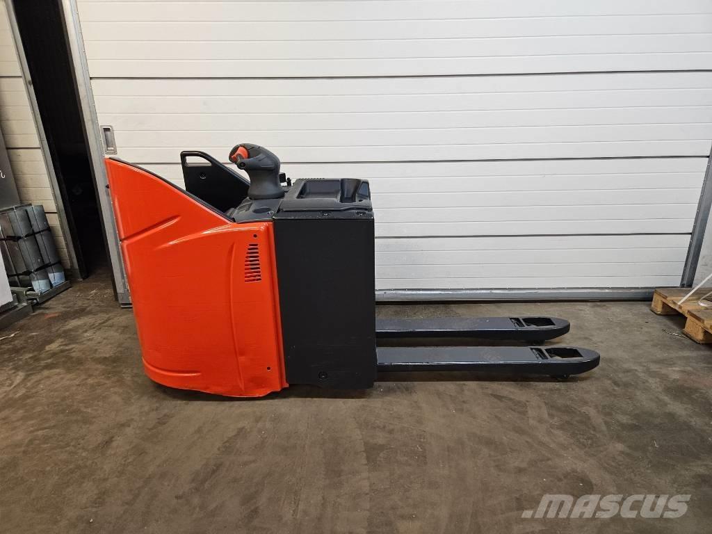 Linde T20SP Električni nizko dvižni viličar