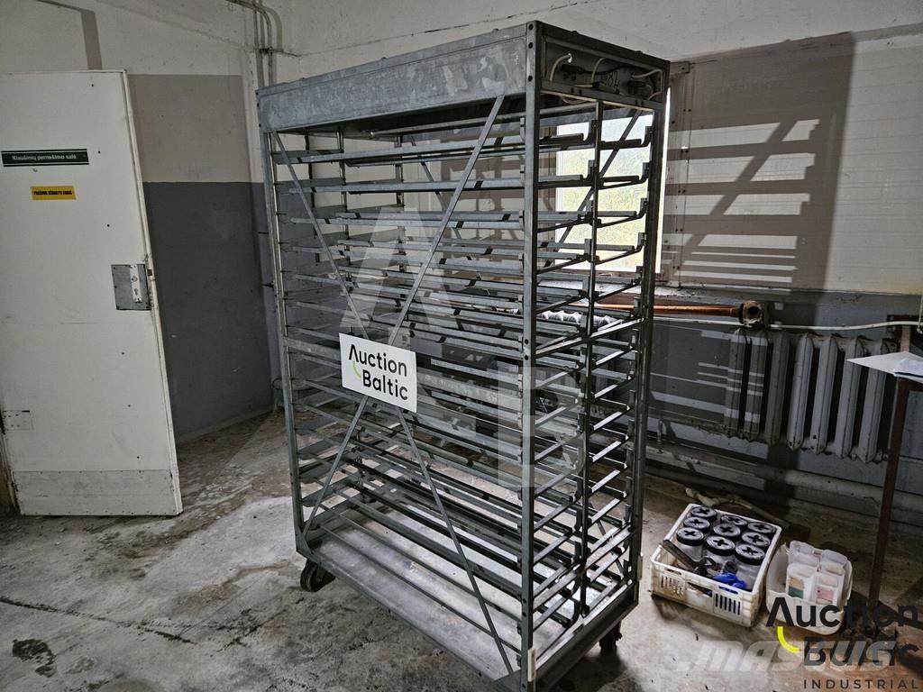 Jamesway  Ostali stroji in oprema za živino