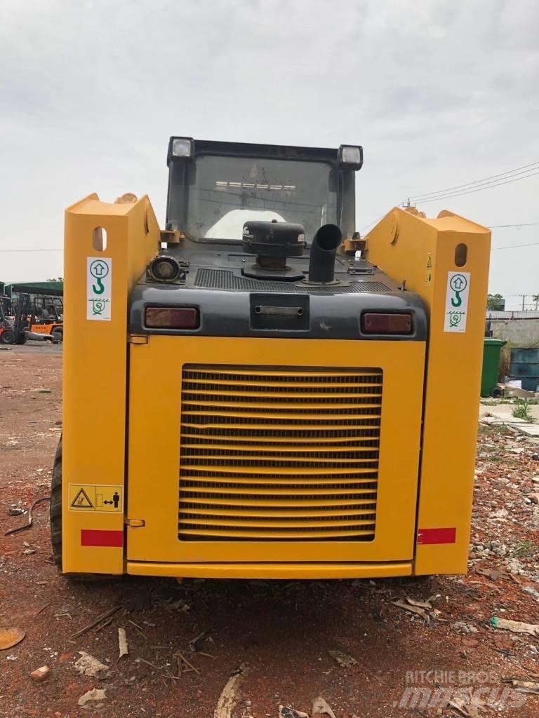 LiuGong 375 B Skid steer mini nakladalci