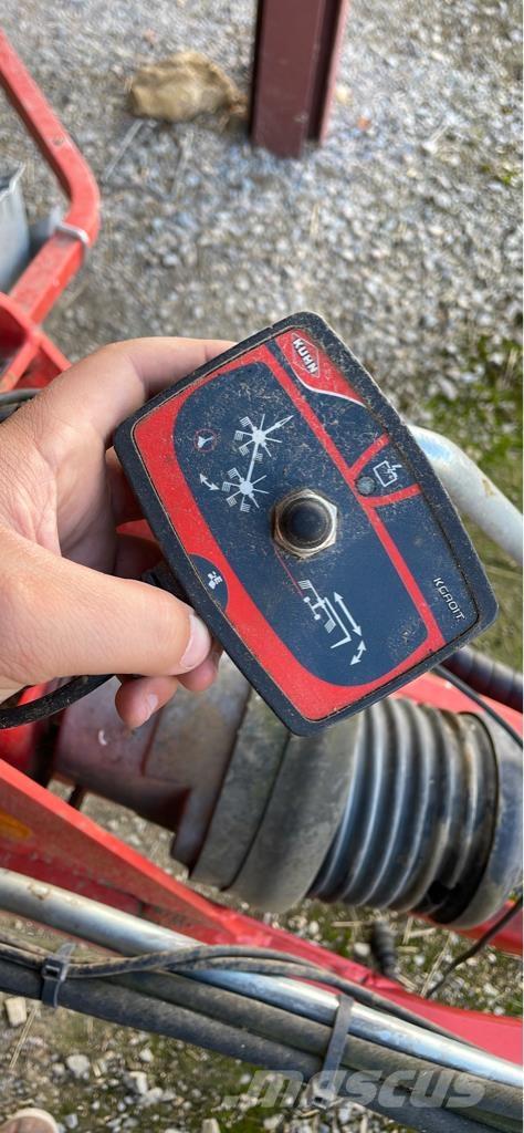 Kuhn GA 6632 Zgrabljalniki