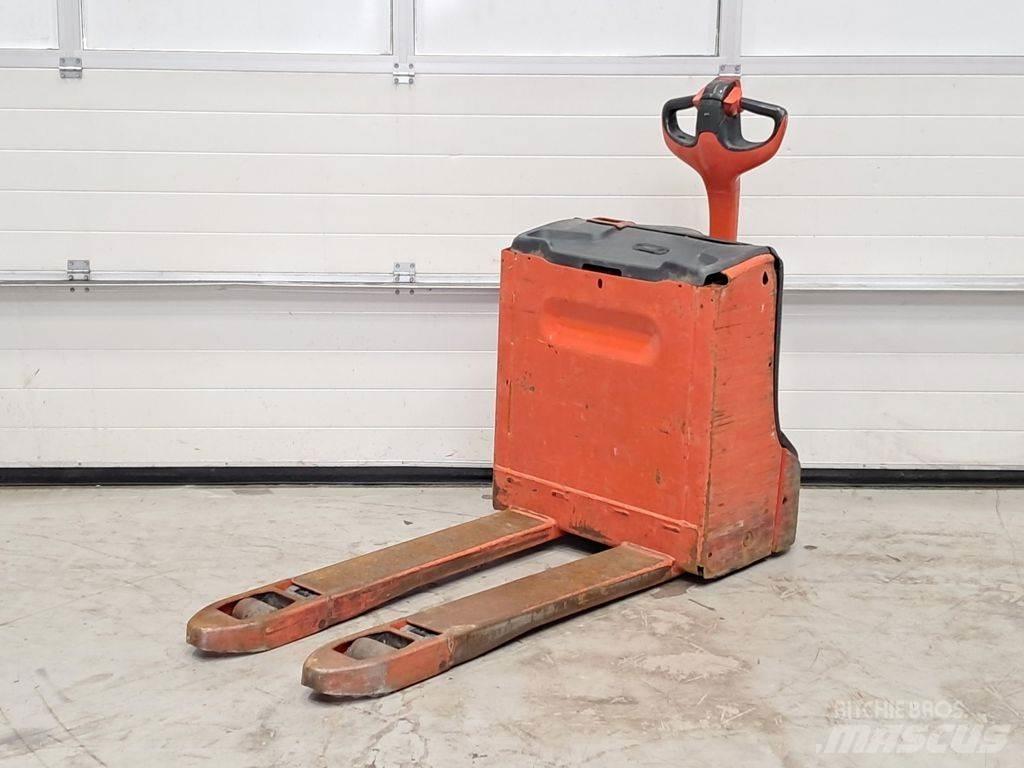 Linde T16 Električni nizko dvižni viličar