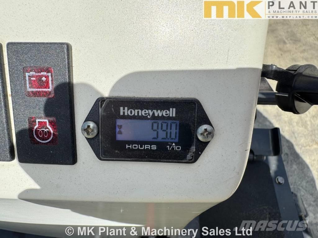 Bobcat E 10z (99 hrs) Mini bagri <7t