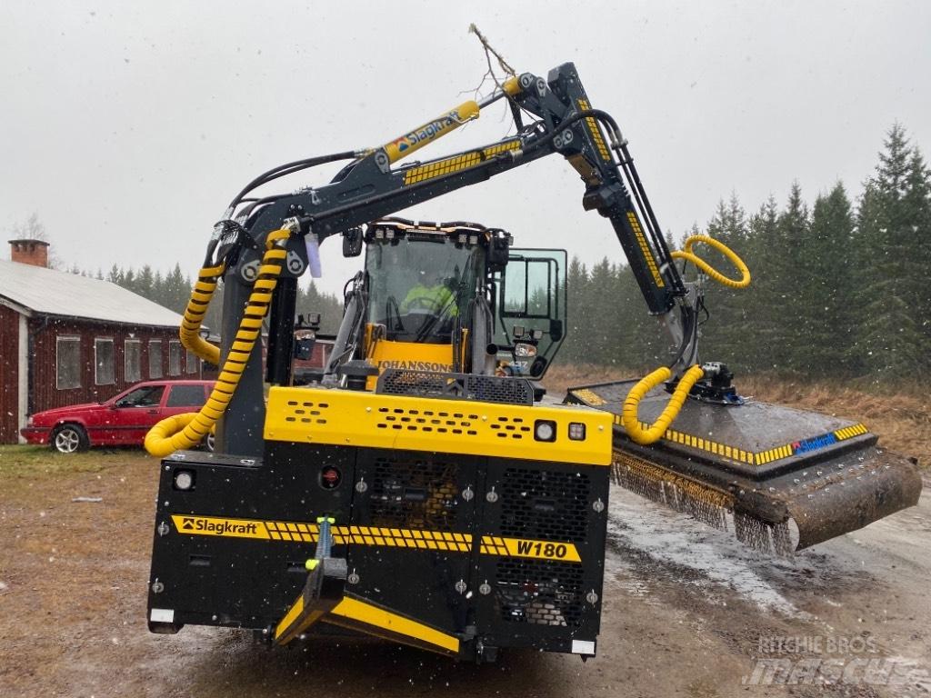  Slagkraft W180 / SC8 Kolesni nakladalci