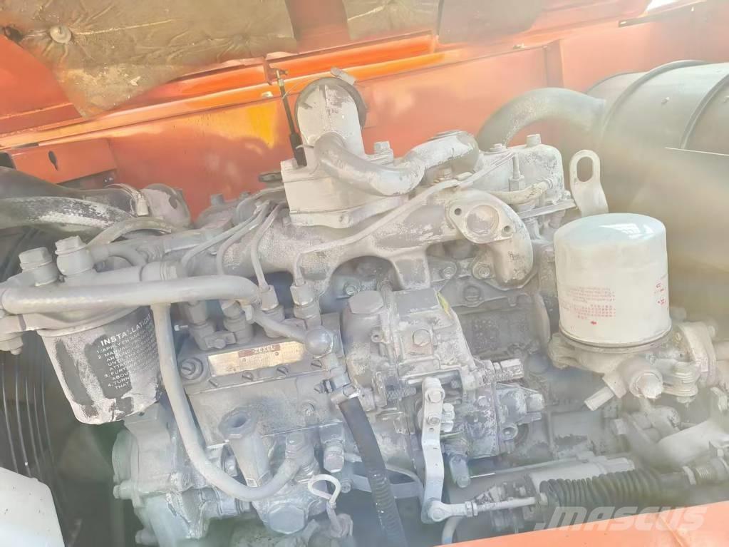 Hitachi ZX 60 Mini bagri <7t