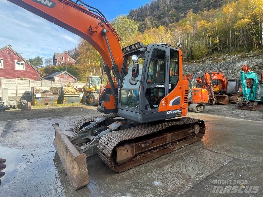 Doosan DX140LCR-5 Bagri goseničarji