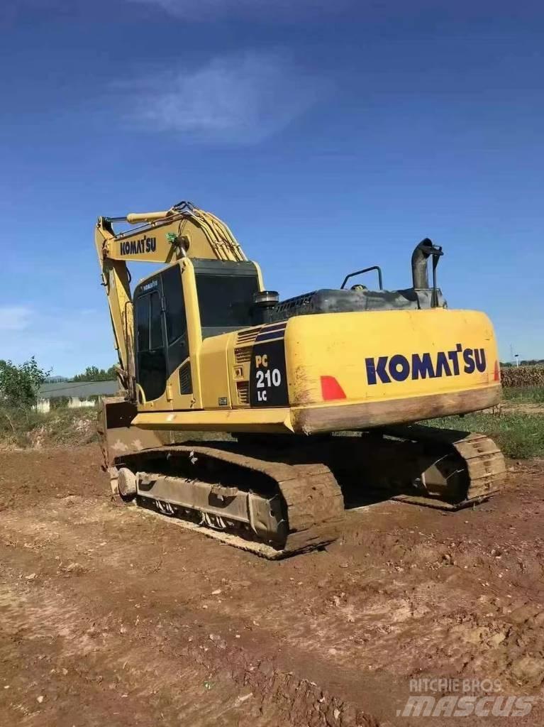 Komatsu PC 210 Bagri goseničarji