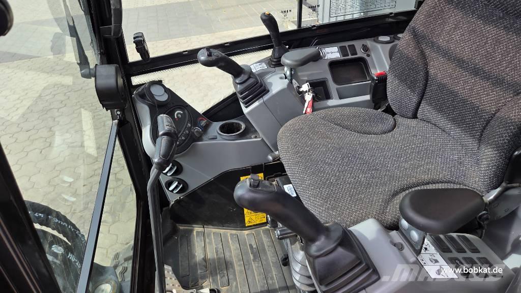 Bobcat E 26 Mini bagri <7t