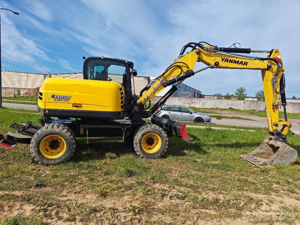 Yanmar B110W Bagri na kolesih