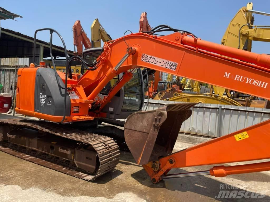 Hitachi ZX 135 Bagri goseničarji