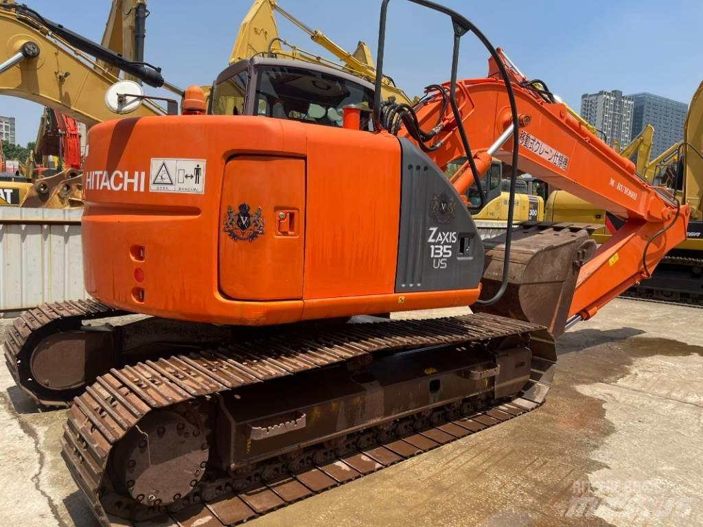 Hitachi ZX 135 Bagri goseničarji