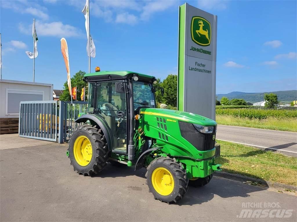 John Deere 5090GV Traktorji