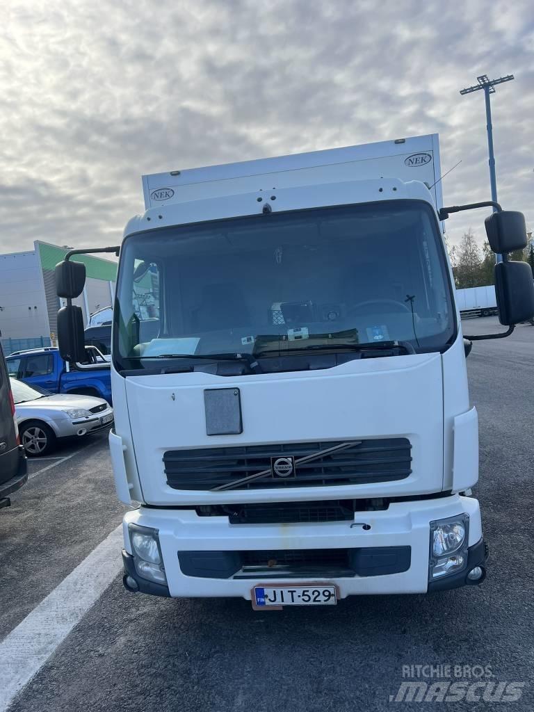 Volvo FL240 Tovornjaki zabojniki