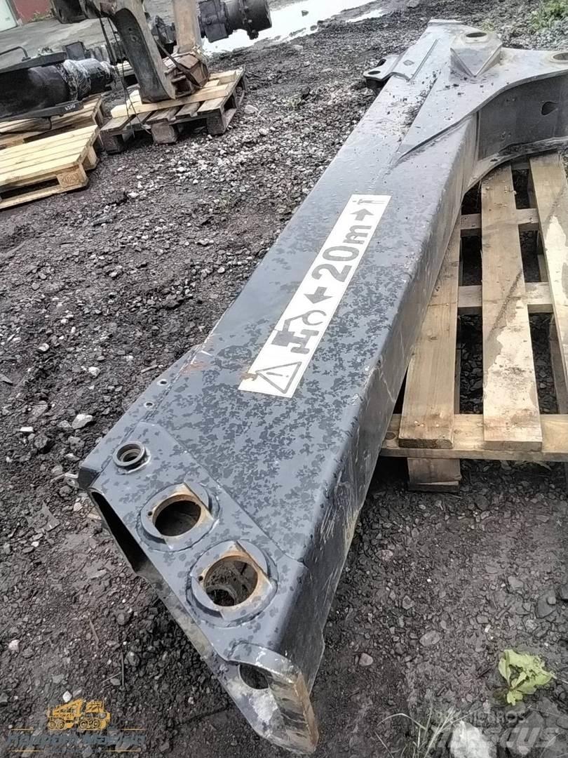 Komatsu 165 Žerjavi za debla