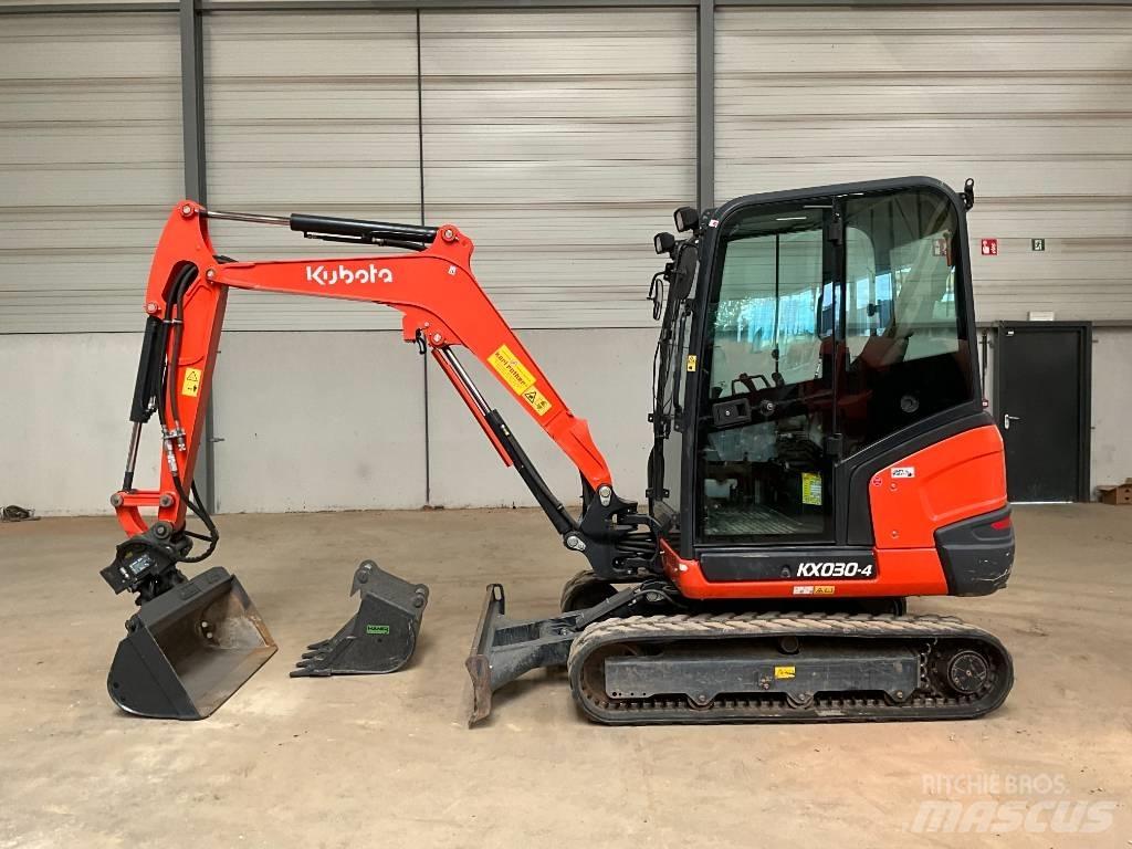Kubota KX 030-4 Mini bagri <7t